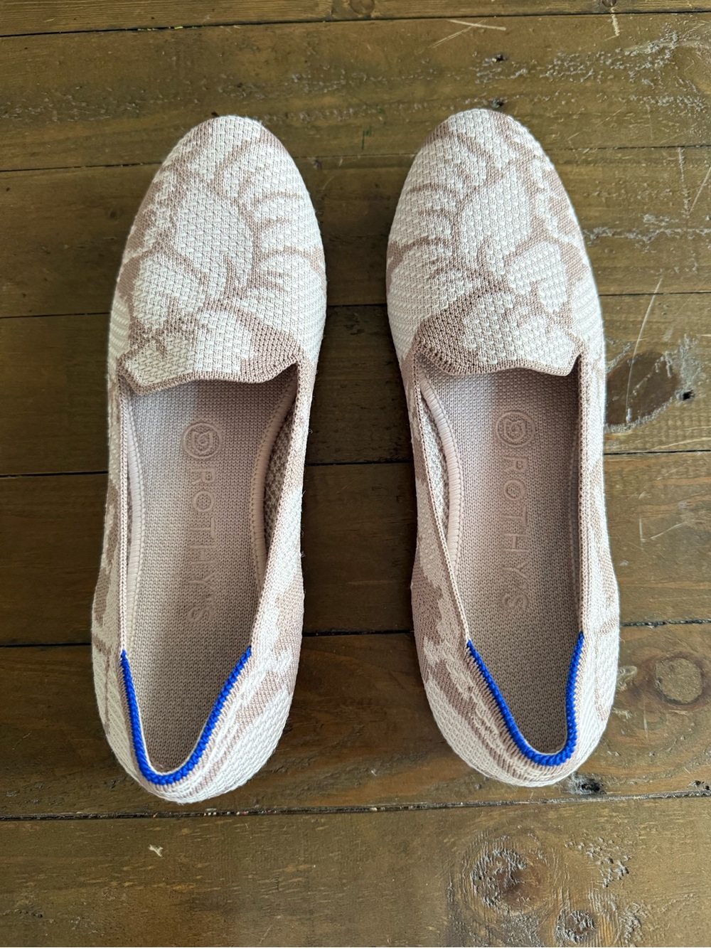 Rothy’s The Loafer Petal Gray | Light Pink Taupe Floral Flat 8 - Picture 4 of 10